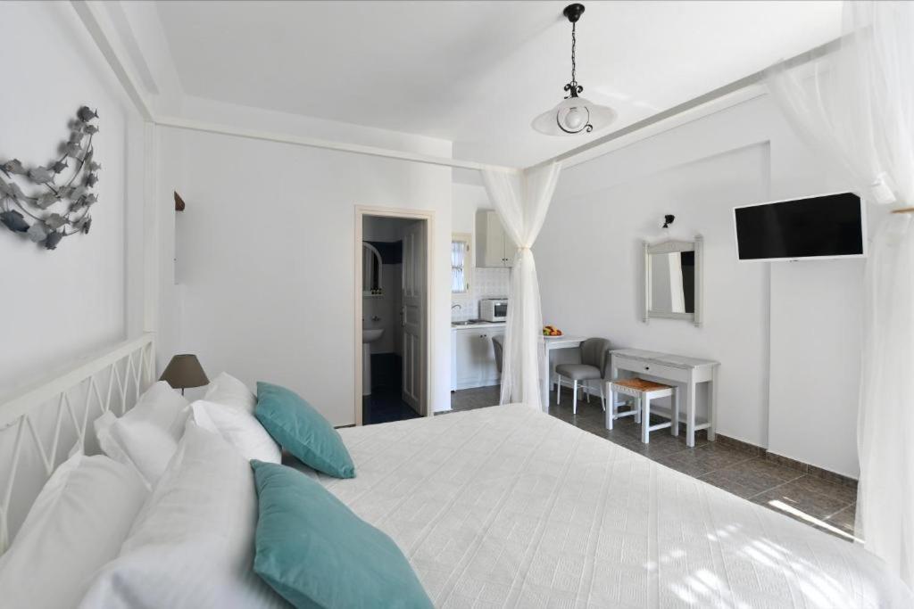 Agrabeli Paros Aparthotel Naousa  Phòng bức ảnh